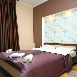 Real In Center Apartment